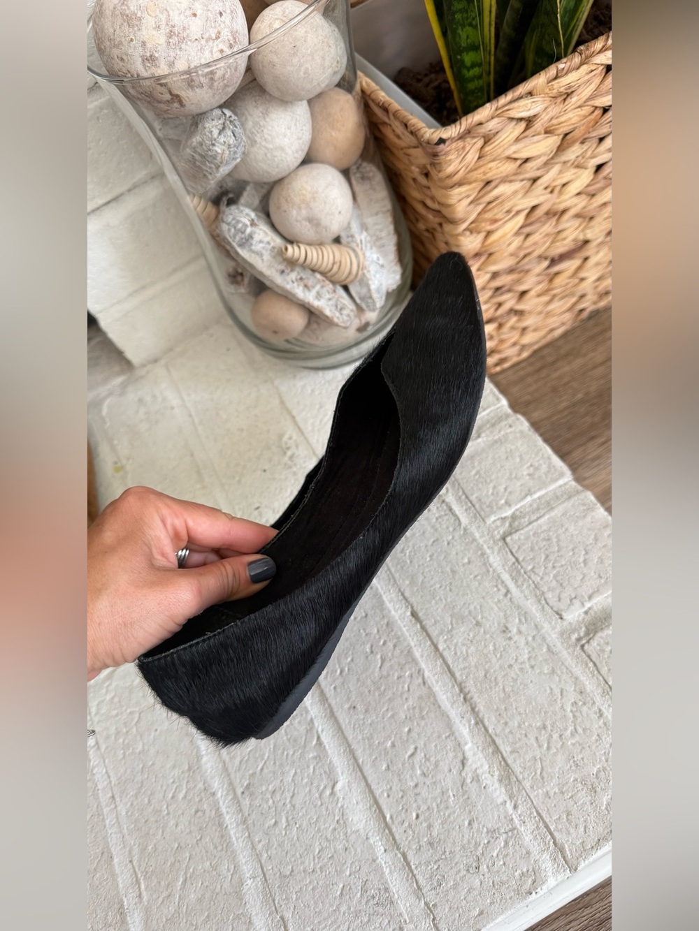 Steve Madden Black Fur PointedSteve Madden Black Faux Fur Pointed Toe Flats - Picture 5 of 8